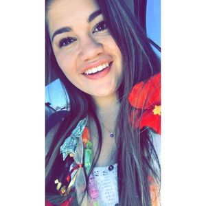 Meet your Posher, Mikayla